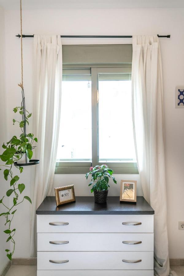 Rooms Postigo 22 Малага Экстерьер фото